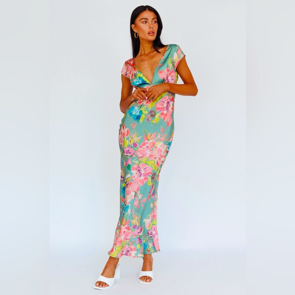 Selfie Leslie Midi Floral Dress